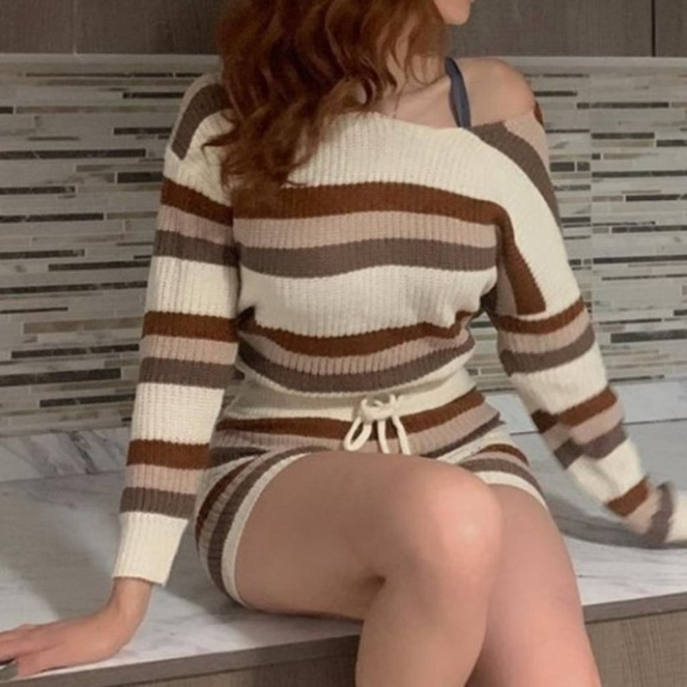 Multi color Stripes Knit Oversized Sweater Lounge - Picture 7 of 8